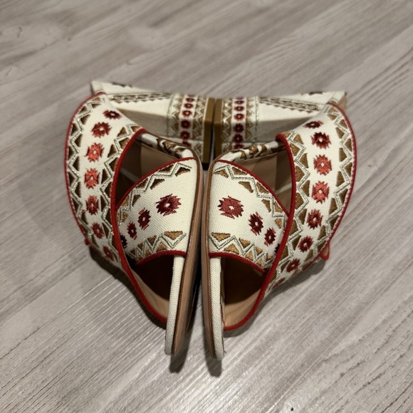 ASH Red Aztec Embroidered Adel Round Toe Block Heel Slip On Heel Sandal 7.5 / 38 - Picture 8 of 9